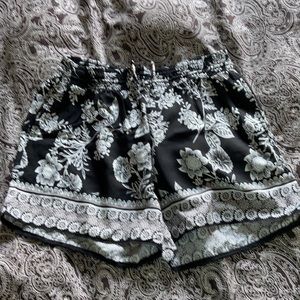 Flowy Shorts